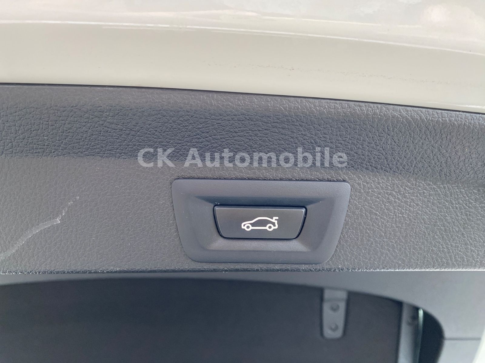 Fahrzeugabbildung BMW 430d xDrive Gran Coupe M-Sport/Navi/Head-Up/LED