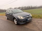 Opel Astra Caravan 1.9 CDTi 150PS Tüv 1/27... - Opel Astra: 150 Cdti