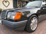 Mercedes-Benz E 300 TE Klima, Schiebedach, 7 Sitzer, Memory,  - aus 1990: Kombi
