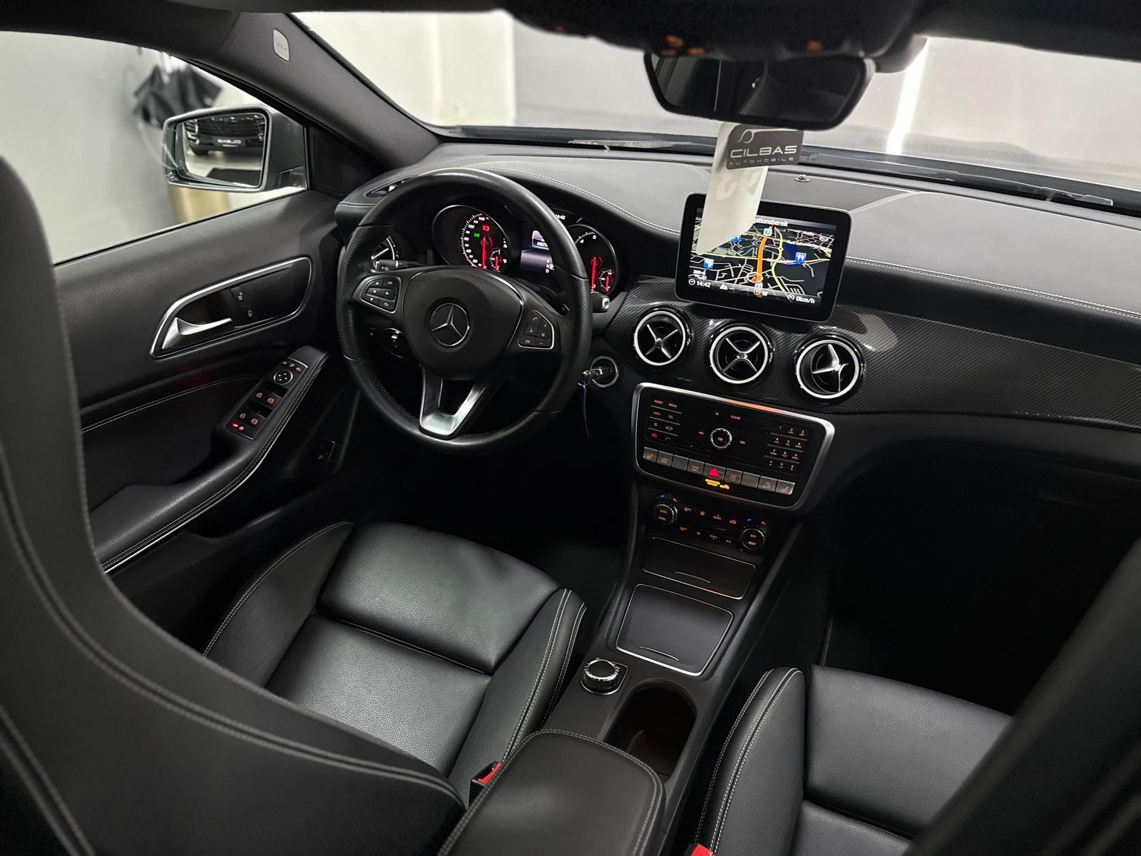 Mercedes-Benz GLA 250 4M AMG-LIN *KAM*DAB*18-ZOLL*LED*SHZ*