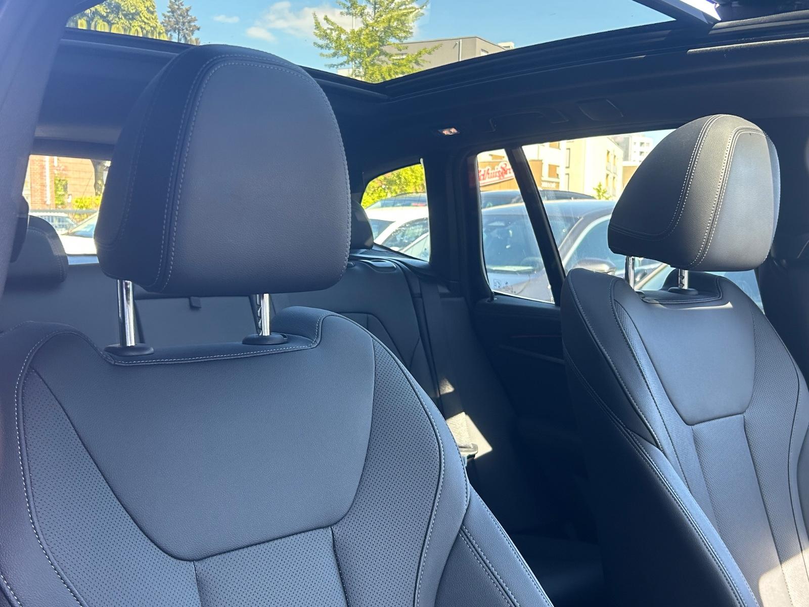 BMW X3 xDrive 20d M Sport PANO LASER ACC HUD AHK 20" — 22