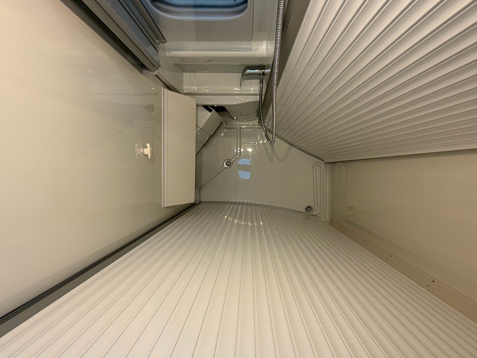 Fahrzeugabbildung Malibu Van Diversity Coupe 640 LE K Lucca MJ26