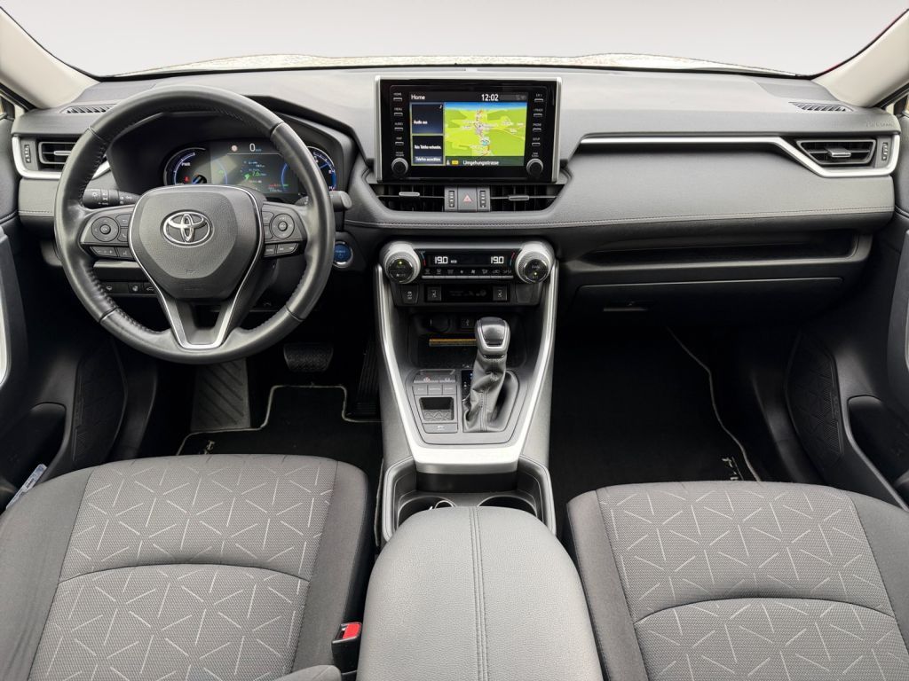 Fahrzeugabbildung Toyota RAV 4 2.5 4x2 Hybrid Team Deutschland