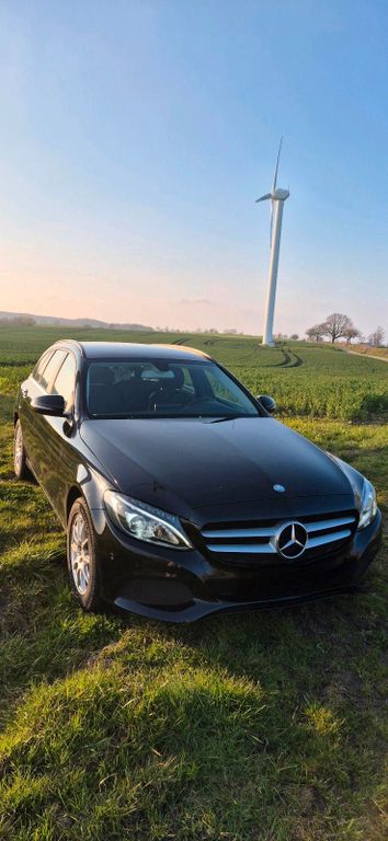 Image of Mercedes-Benz C 200