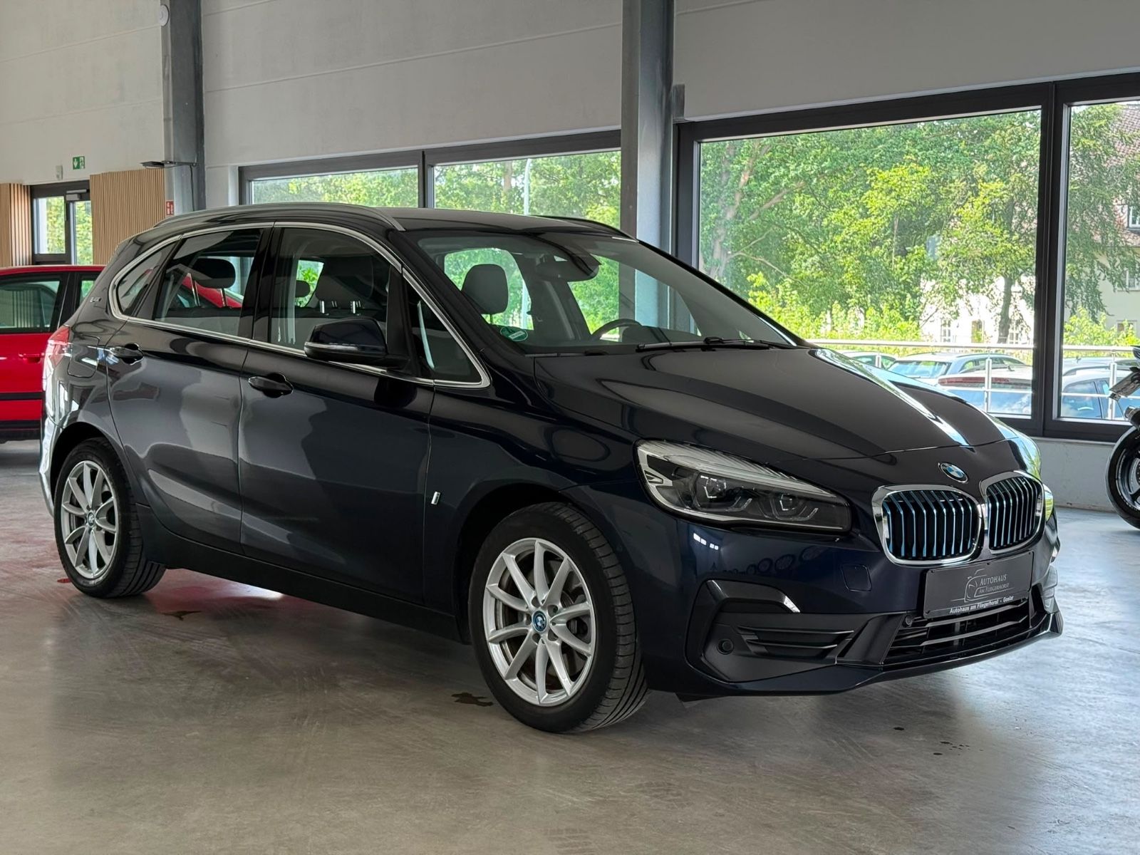 BMW 225xe Active Tourer Advantage LED/Temp/Kam/Navi imagem 3