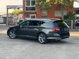 Volkswagen ELAGANCE  R-LINE VIRTUAL COCKPIT MwSt incl - VW Passat Gebrauchtwagen in Frankfurt