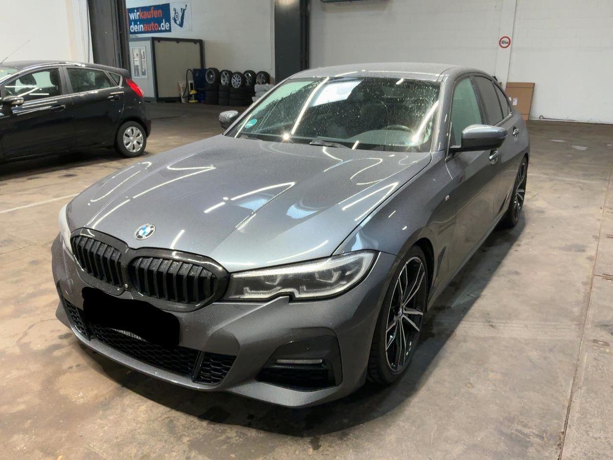BMW 320i Lim. M Sport Led Navi H&K