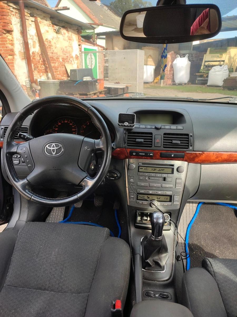 Toyota Avensis 2004 — photo 6