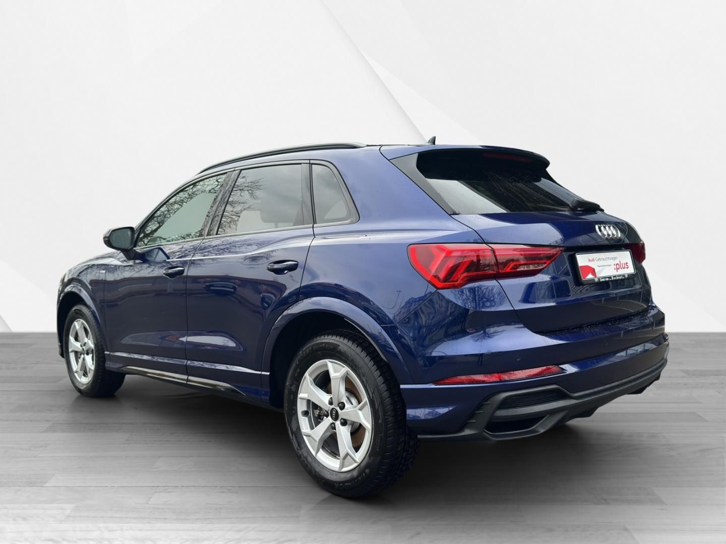 Fahrzeugabbildung Audi Q3 TFSI e S line Q3 45 TFSIe S tronic Business A