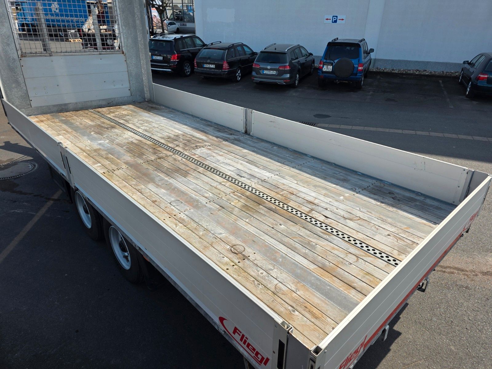 Fahrzeugabbildung Fliegl TPS 119 GFA-Achsen Auffahrrampen Knorr ABS