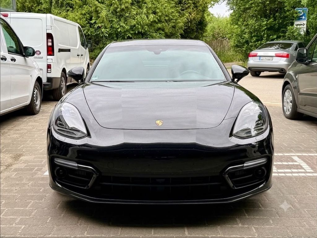 Image of Porsche Panamera