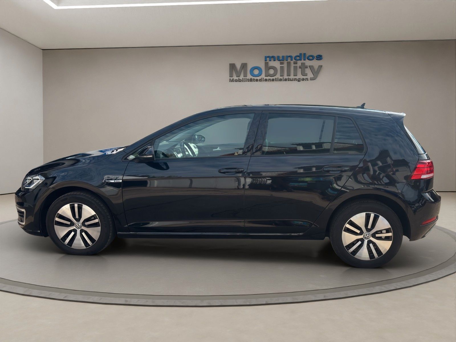 Volkswagen Golf VII Lim. e-Golf ACC LED CCS 92,6% SOH imagem 3