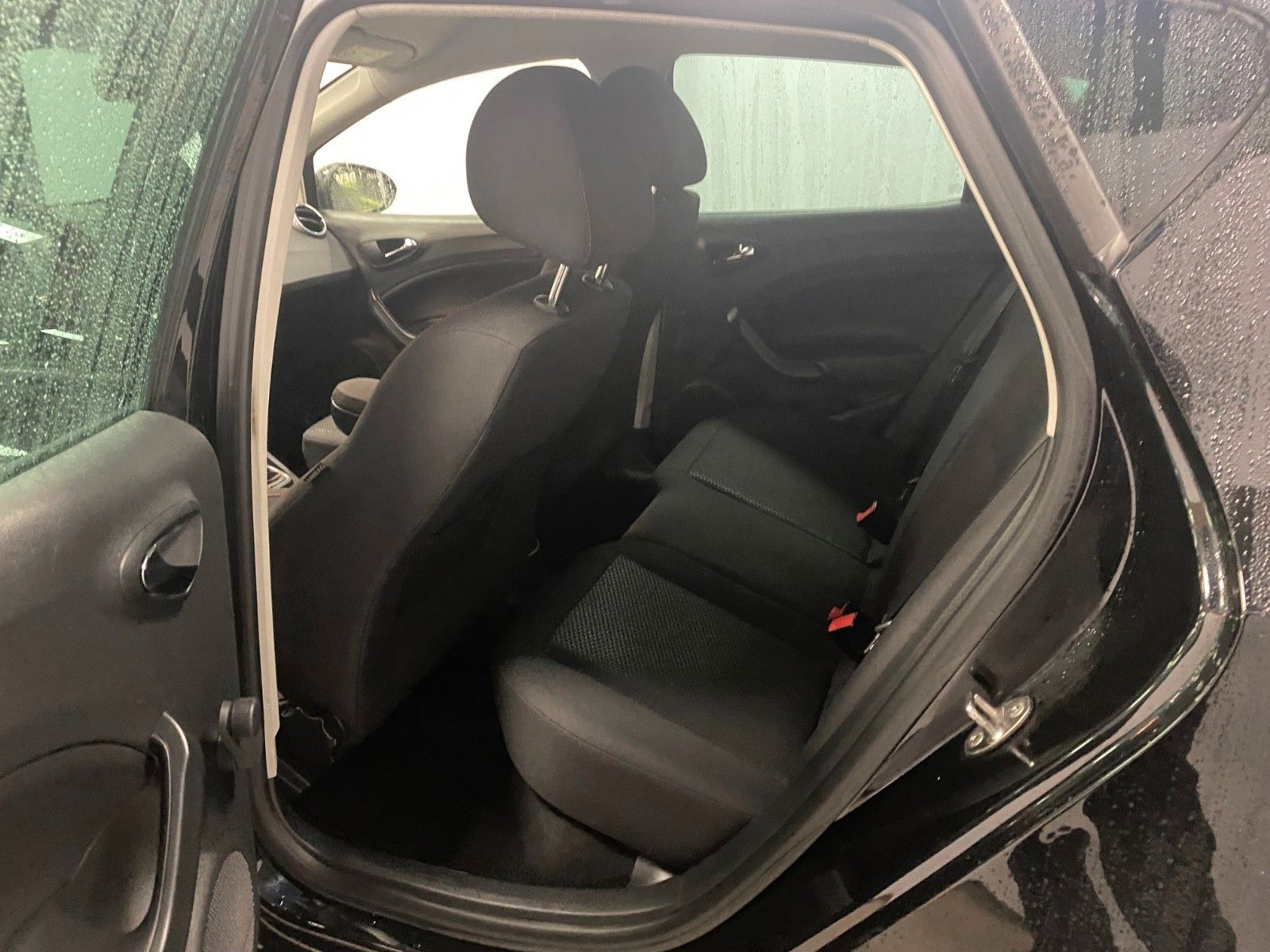 Fahrzeugabbildung SEAT Ibiza 1.0 TSI FR+NAVI+ALLWETTER+SITZHEIZUNG+FR++