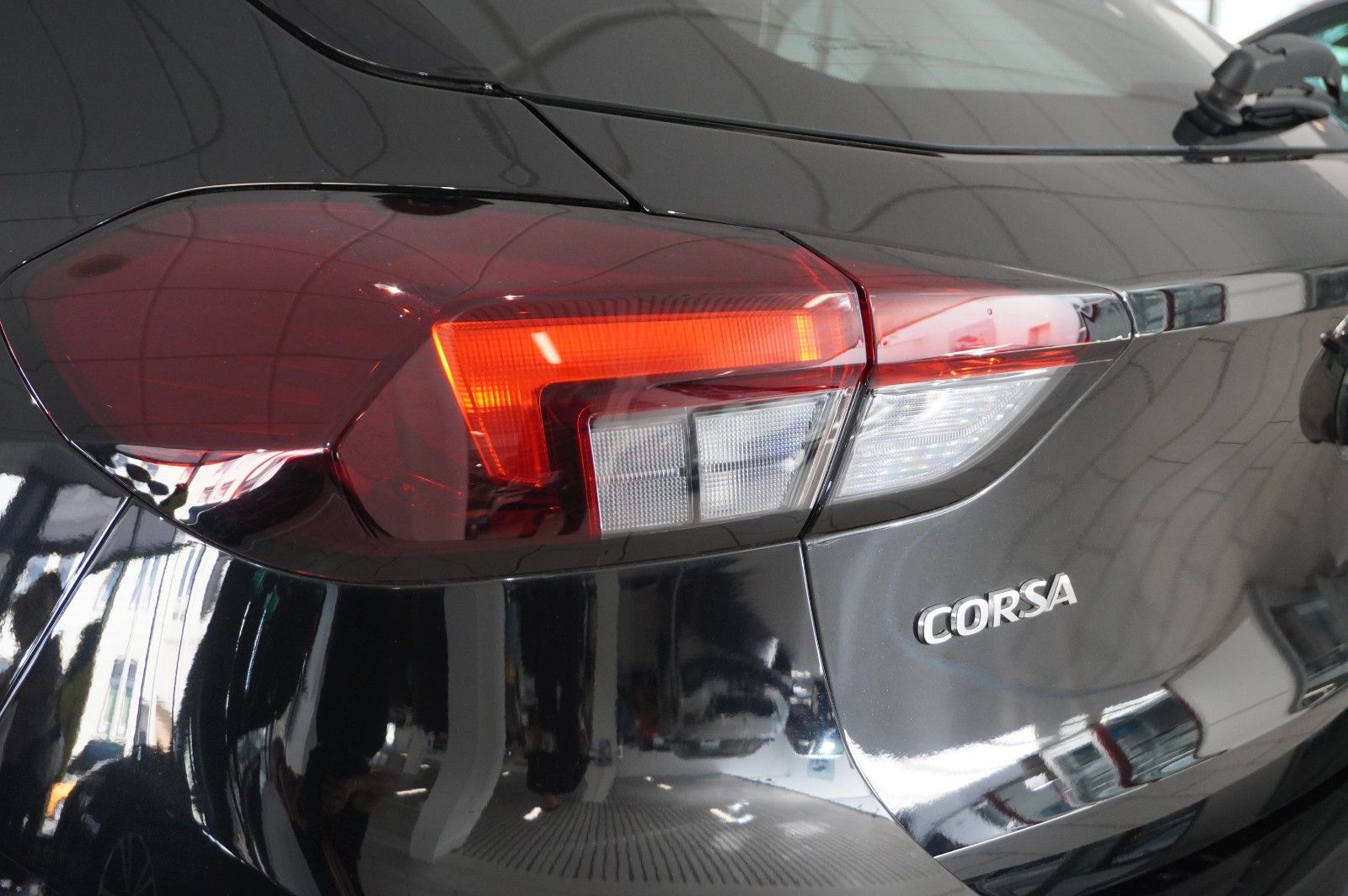Fahrzeugabbildung Opel Corsa F 1.5D ELEGANCE NAVI/LED/KAMERA/SH/VIRTU.