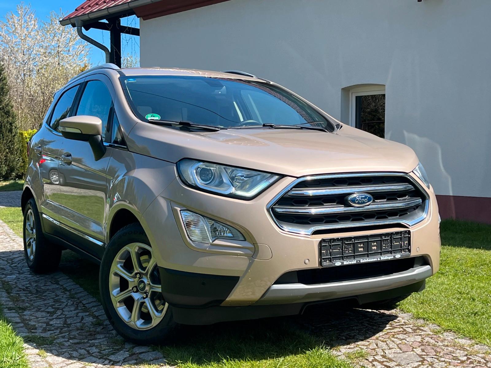 Ford EcoSport Titanium Zahnriemen & Tüv neu