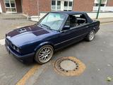 BMW 320i  Cabrio  - BMW 320 aus 1991: 320i