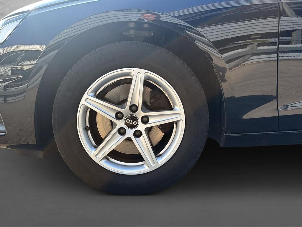 Audi A4 Limousine 30 TDI 100(136) kW(PS) S tronic