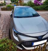 Toyota Corolla 2,0 Hybrid Lounge Touring Sports Lounge - Toyota Corolla Lounge mit Hybrid-Antrieb (Benzin/Elektro)