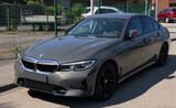 BMW 320i Sport Line Automatik Sport Line - BMW 3er Reihe in Düsseldorf