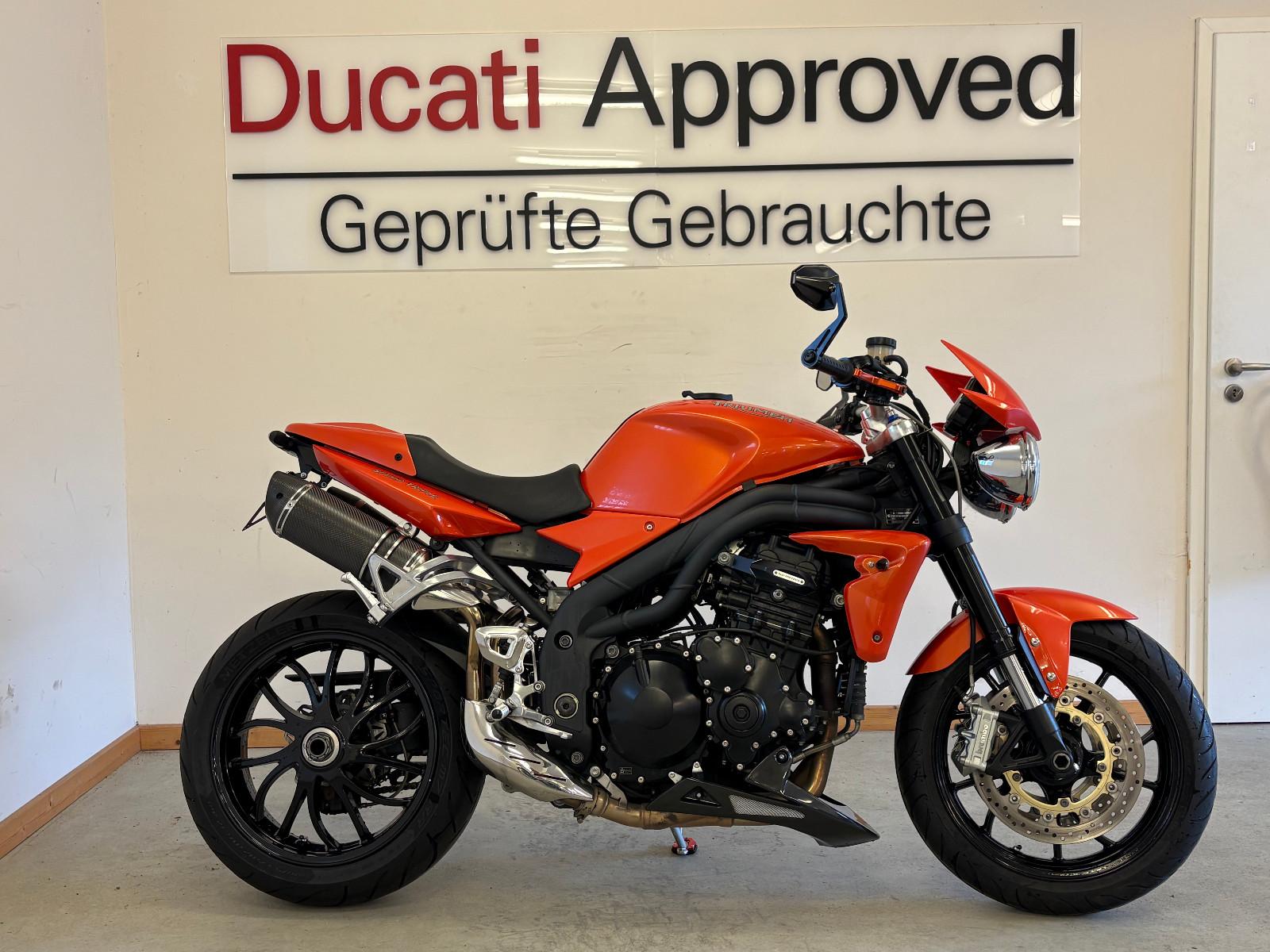 Triumph SPEED TRIPLE 1050