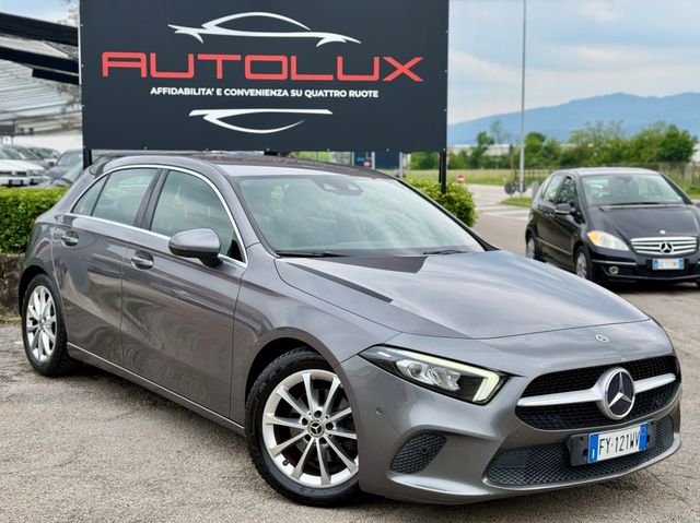 MERCEDES-BENZ Mercedes-benz A 180BENZINA Automatic Premium NEO