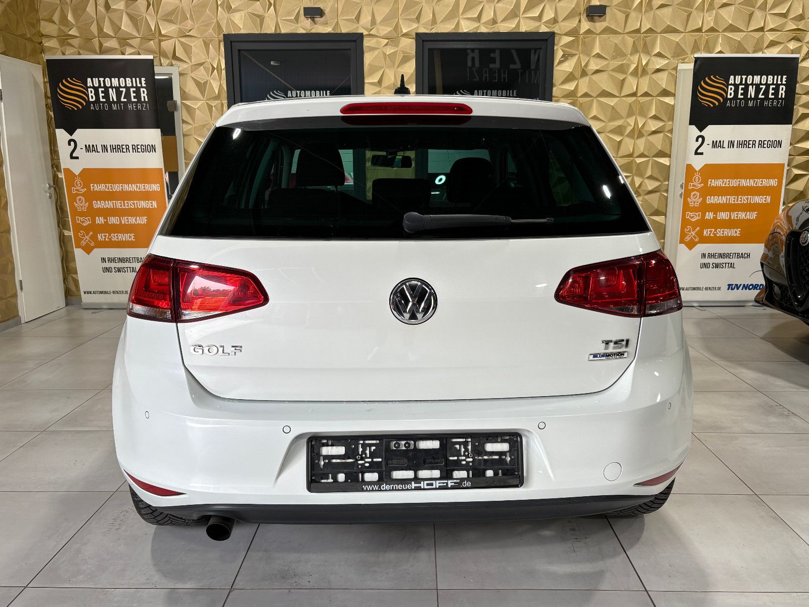 Fahrzeugabbildung Volkswagen Golf VII Lim. Allstar BMT/NAVI/PDC/SHZ/KLIMA/