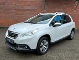 Peugeot 2008 Allure // Scheckheftgepflegt // - Peugeot 2008 in Essen