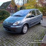 Citroën Xsara Picasso 1.6 16V Exclusive TÜV NEU 2 JAHRE - silberne Citroën Xsara Picasso