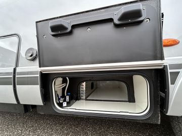 HYMER  ERIBA  HYMERCAR B-Klasse MC T 680 Autarkie Premium Winter