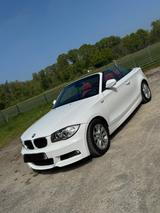 BMW 120d Cabrio - M-Paket Rentnerfahrzeug - BMW 1er Reihe mit Diesel-Antrieb: Cabrio, Automatik