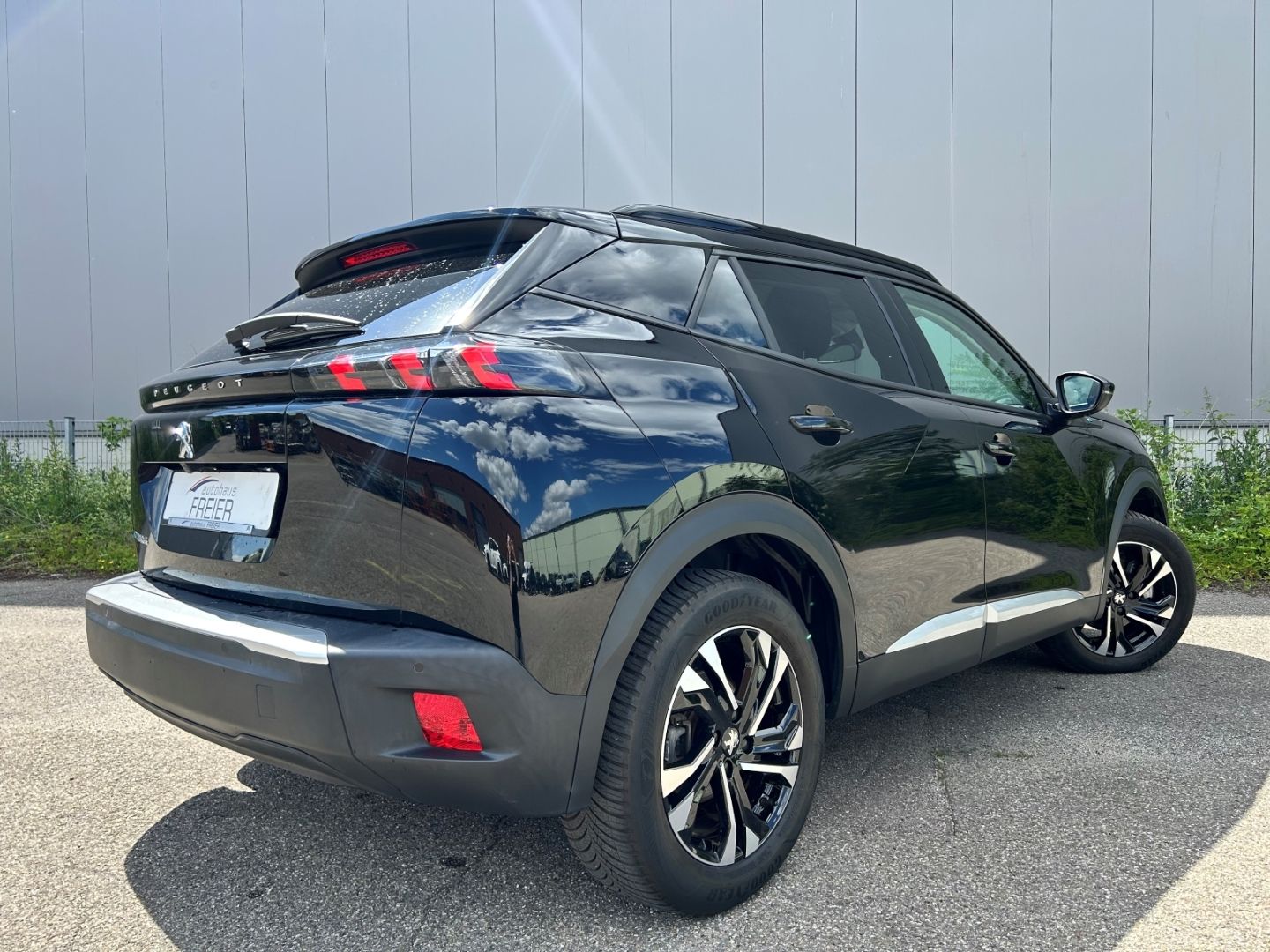 Peugeot 2008 - Bild 3