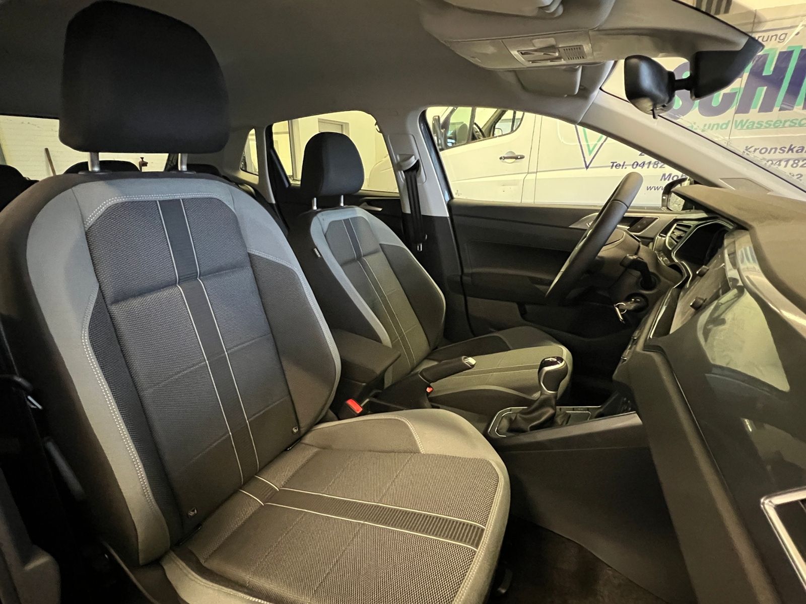 Fahrzeugabbildung Volkswagen Polo Style 1.0 TSI *15"-LM, Navi, ACC*