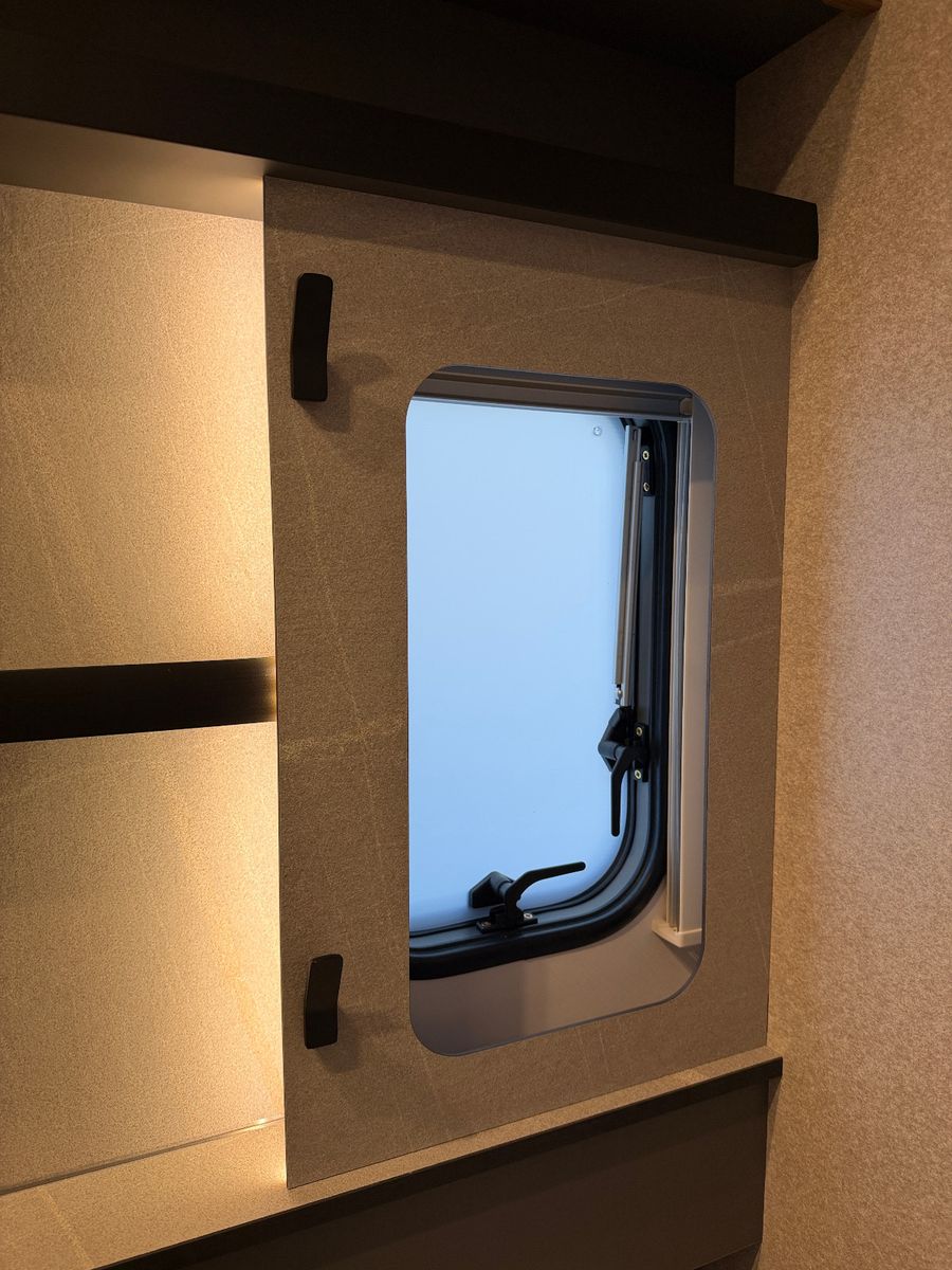 Fahrzeugabbildung HYMER / ERIBA / HYMERCAR Novaline 495 - Modell 2026 - 3.719€ sparen!