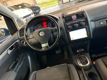 Volkswagen Touran  *7Sitzer*Navi*DSG*Sitzh*BiXenon*