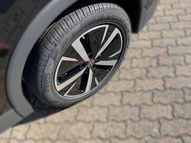 Tiguan 2.0 TDI SCR DSG GOAL PDC AHK ACC LED