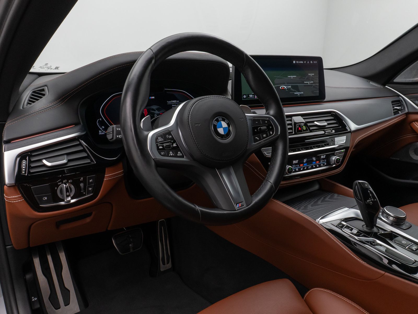 Fahrzeugabbildung BMW 530d M Sport 360°Laser B&W HUD Individual 19Zoll