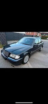 Mercedes-Benz Mercedes w202 C Klasse Diesel TÜV - Mercedes-Benz C-Class mit Diesel-Antrieb: W202
