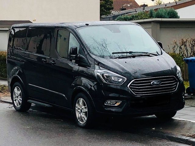 Ford Einsteiger-Camper > Ford Tourneo Custom T...