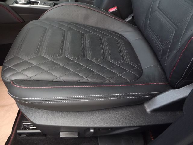 Focus Turnier ST-Line X*PANO*Head-Up*4J.Garantie