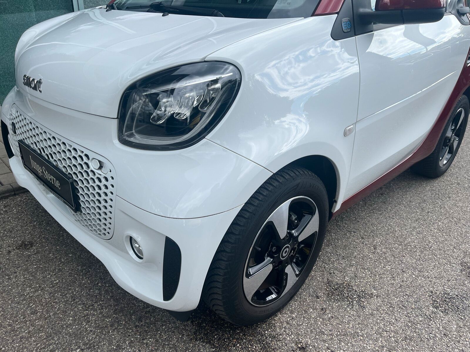 Smart smart EQ fortwo *KAMERA*PANO*LED*DAB*AMBI*TEMPO* imagem 3