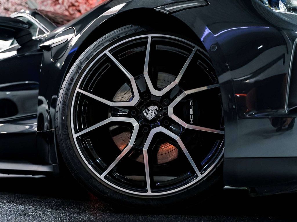 Porsche Taycan Sport Turismo 89kWh - Pano - 21" RS Spyde imagem 2