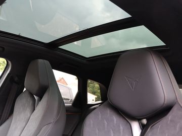 Fahrzeugverkauf 12 Cupra Terramar 2.0 4Drive VZ Pano 20 Zoll AHK 5.J.Gar.