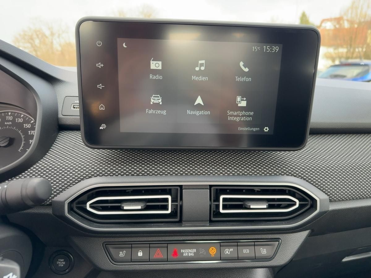 Fahrzeugabbildung Dacia Logan Black Edition TCe 90 CVT SHZ Touchscreen