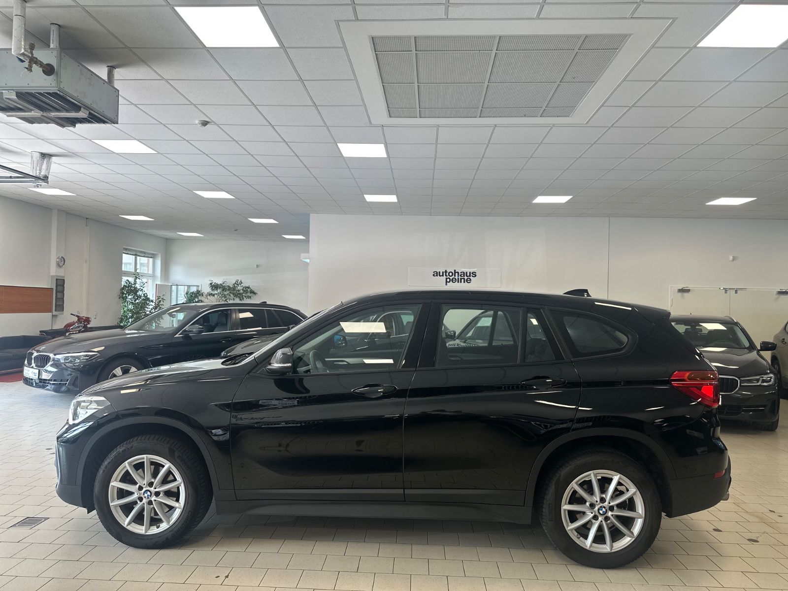 BMW X1 sDrive 18d Advantage Aut/Navi/SitzHz/Tempomat foto 7