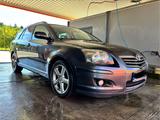 Toyota Avensis T25 2.2 D-CAT - Toyota Avensis: T25