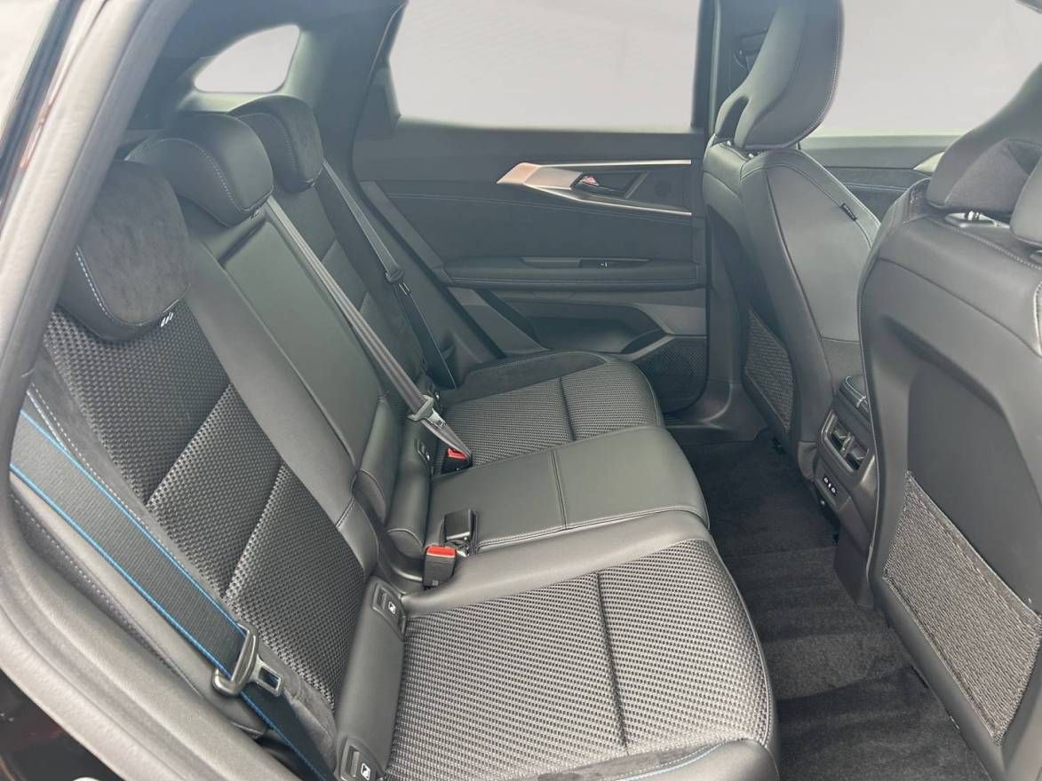 Fahrzeugabbildung Renault Austral Esprit Alpine Full Hybrid E-Tech 200