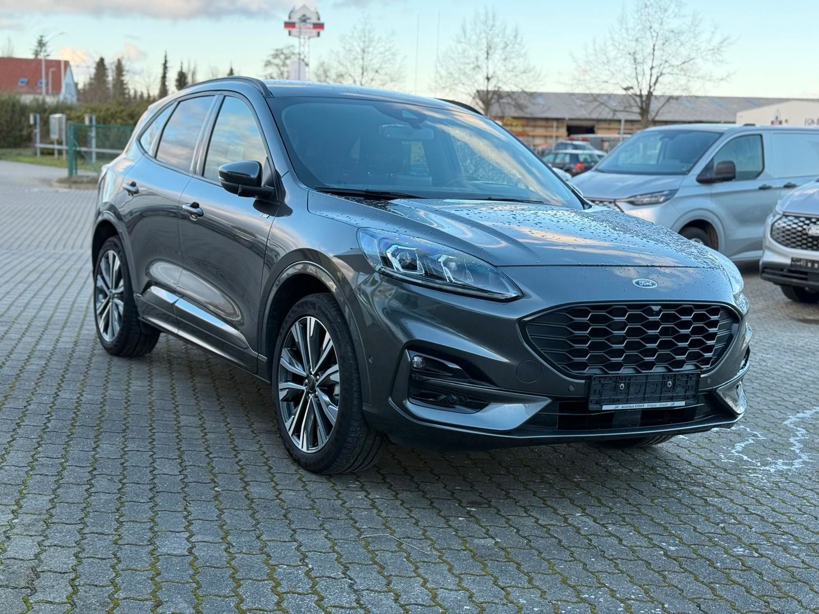 Ford Kuga Plug-In Hybrid ST-Line X imagem 3