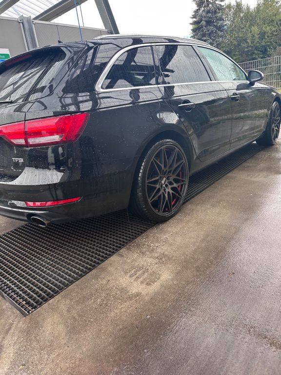 Image of Audi A4