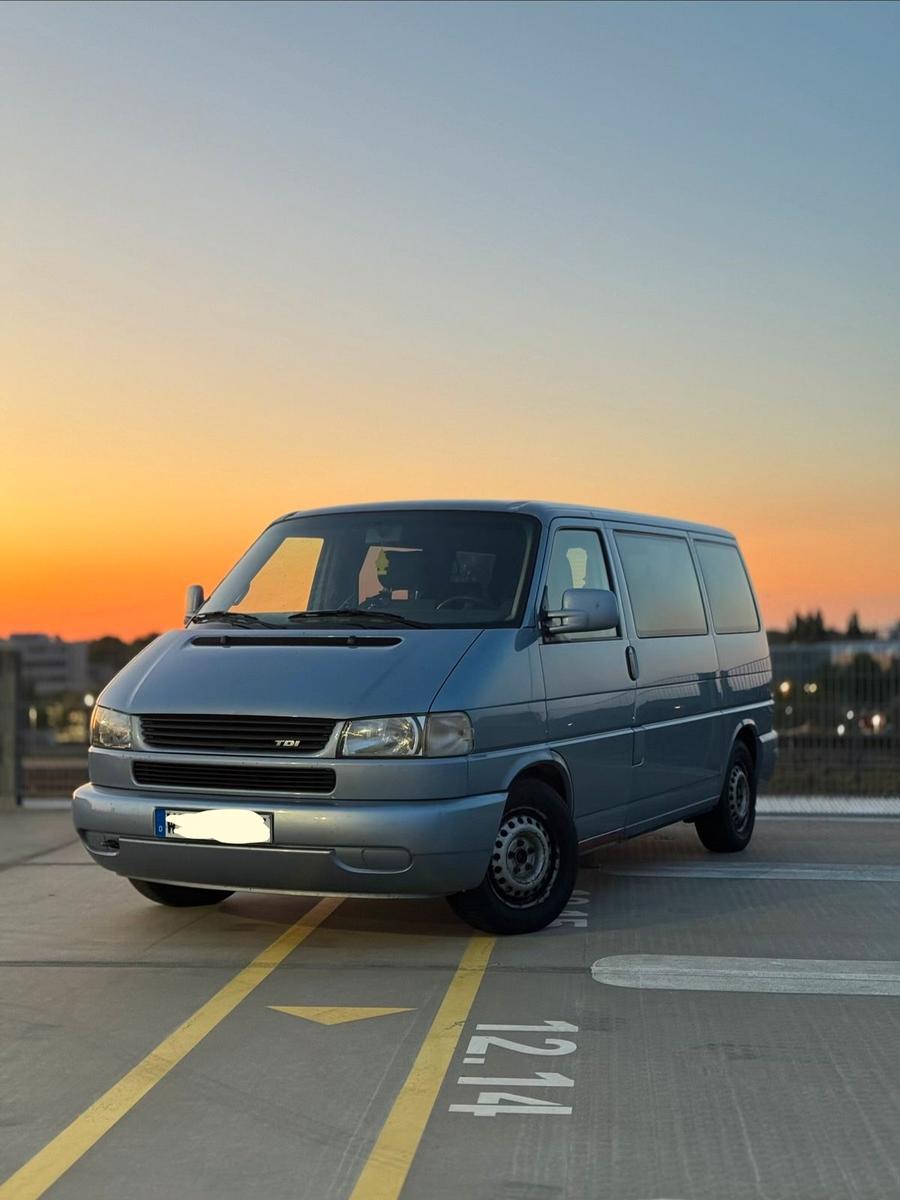 Volkswagen T4 Caravelle