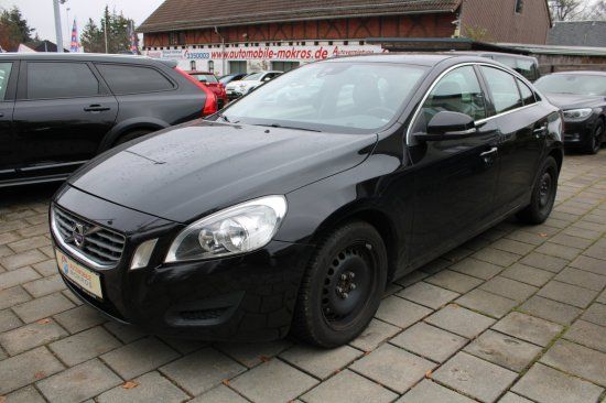 Volvo S60 T4 Momentum Navigation Tempomat Klimaautomat